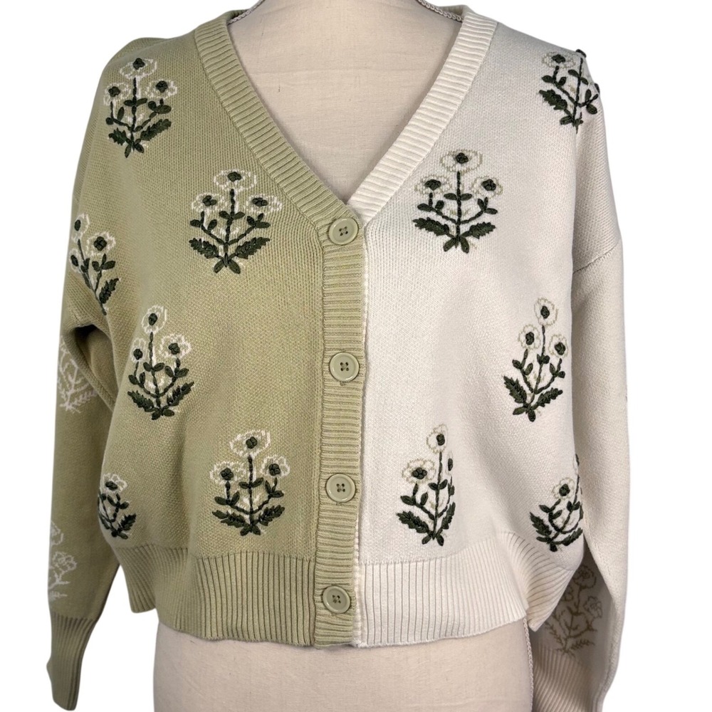 Clara The Label Sage Green Cream Floral Embroidered Cropped Cardigan Sweater S M